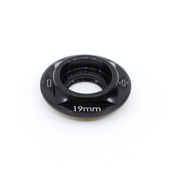 Easton End Cap Front R3 one size